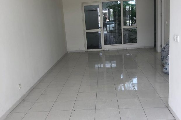Jual Rumah Suvarna Sutera Jati Cluster Bayu luas 136 m2