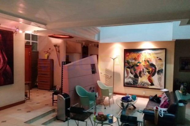 Jual Rumah Luas di Palmerah Kemanggisan dekat Kampus Binus