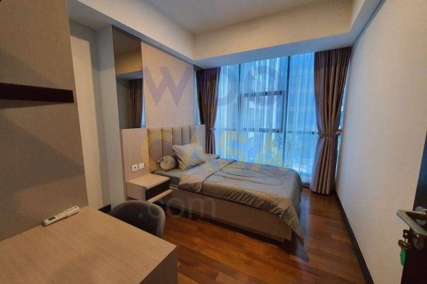 Sewa Casa Grande 3BR Tower Angelo View Kolam Renang