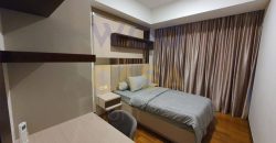 Sewa Casa Grande 3BR Tower Angelo View Kolam Renang