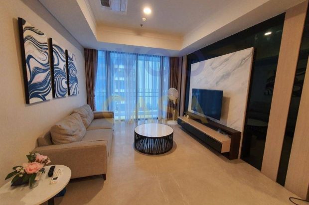 Sewa Casa Grande 3BR Tower Angelo View Kolam Renang