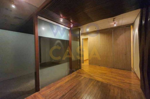 Sewa Kantor Equity Tower SCBD Furnished 221,2sqm