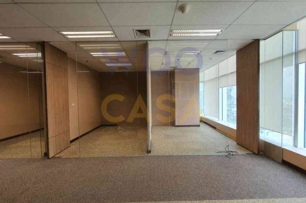 Sewa Kantor Equity Tower SCBD Furnished 221,2sqm