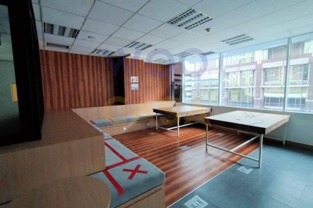 Sewa Office Cashbac Kantor Jakarta Pusat 360,6sqm Furnished