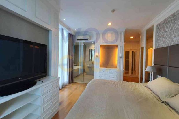 Sewa Residence 8 Senopati 3BR Private Lift Fully Furnished