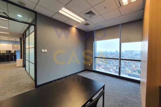 Disewakan Ruang Kantor Fully Furnished Siap Pakai Pakuwon Tower