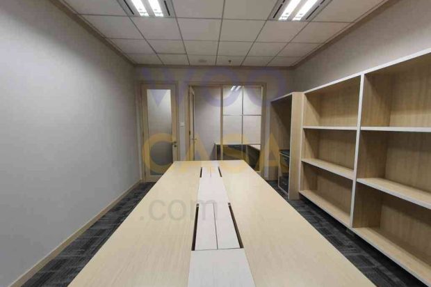 Disewakan Kantor Pakuwon Tower Fully Furnished 40sqm Siap Pakai