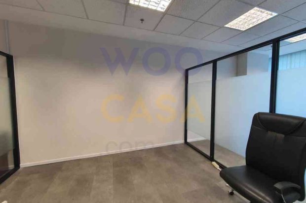Sewa Kantor Furnished 90 sqm Mega Kuningan