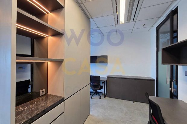 Fully Furnished and Ready to Use Office Space Pakuwon Tower Jakarta